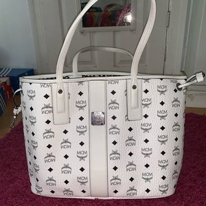 MCM Reversible Liz Shopper Medium tote